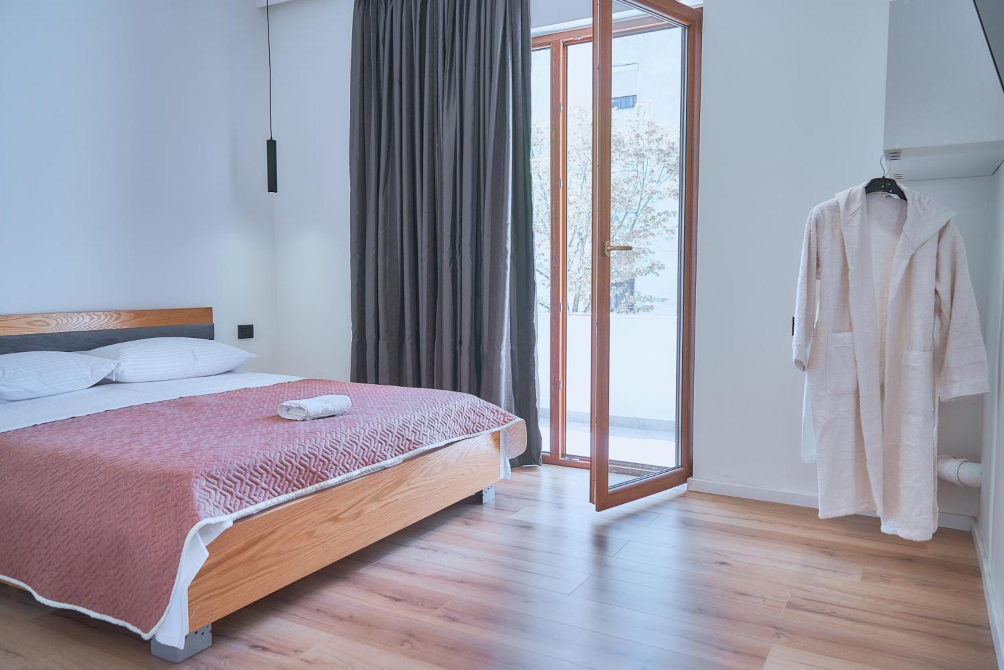 Kalpazo Inn Тирана Экстерьер фото